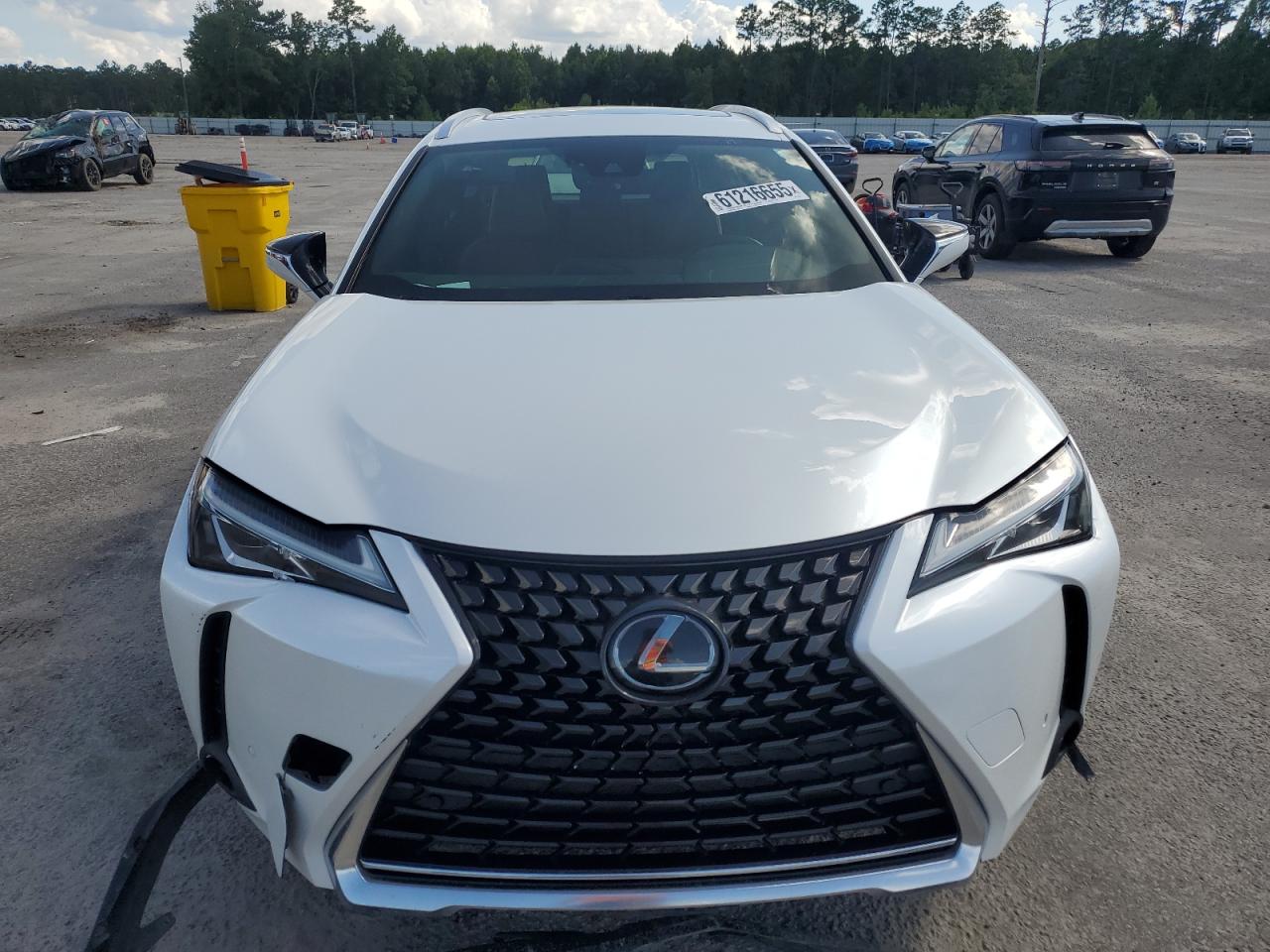 LEXUS UX 200