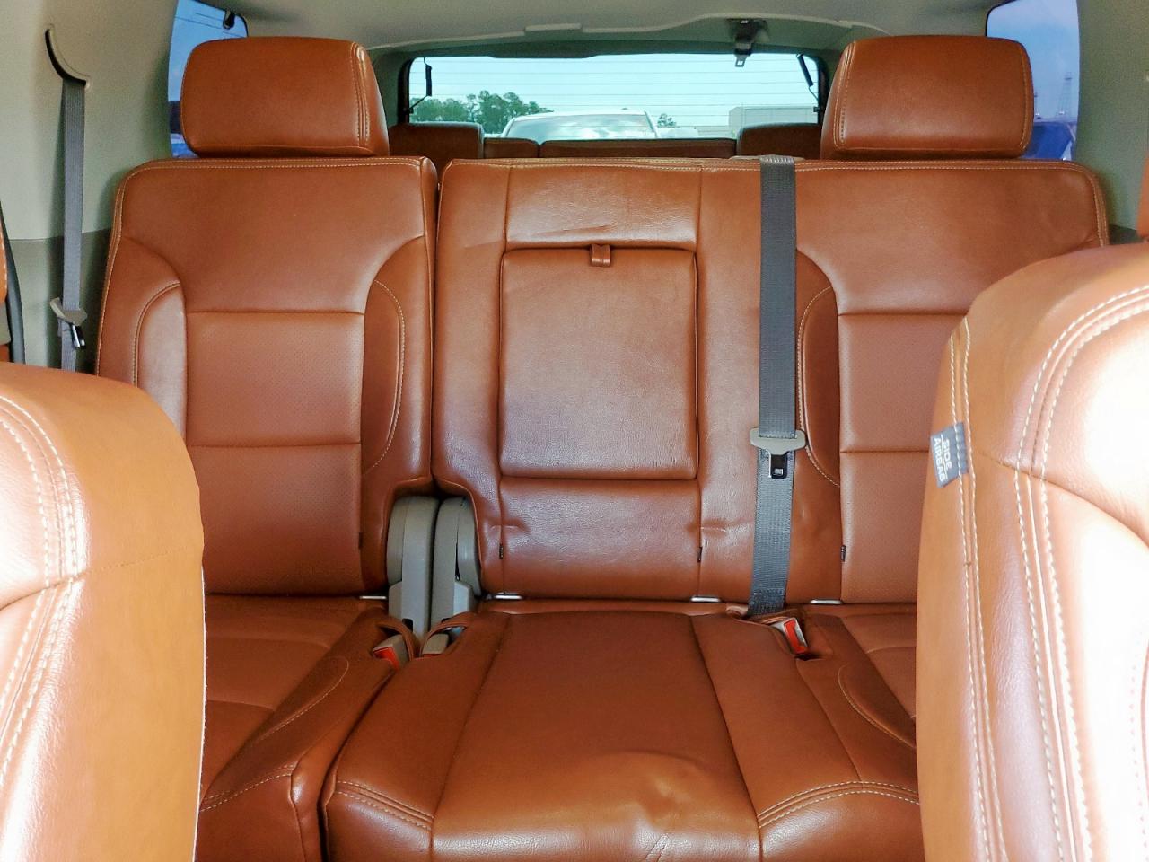 CHEVROLET TAHOE C1500 LS