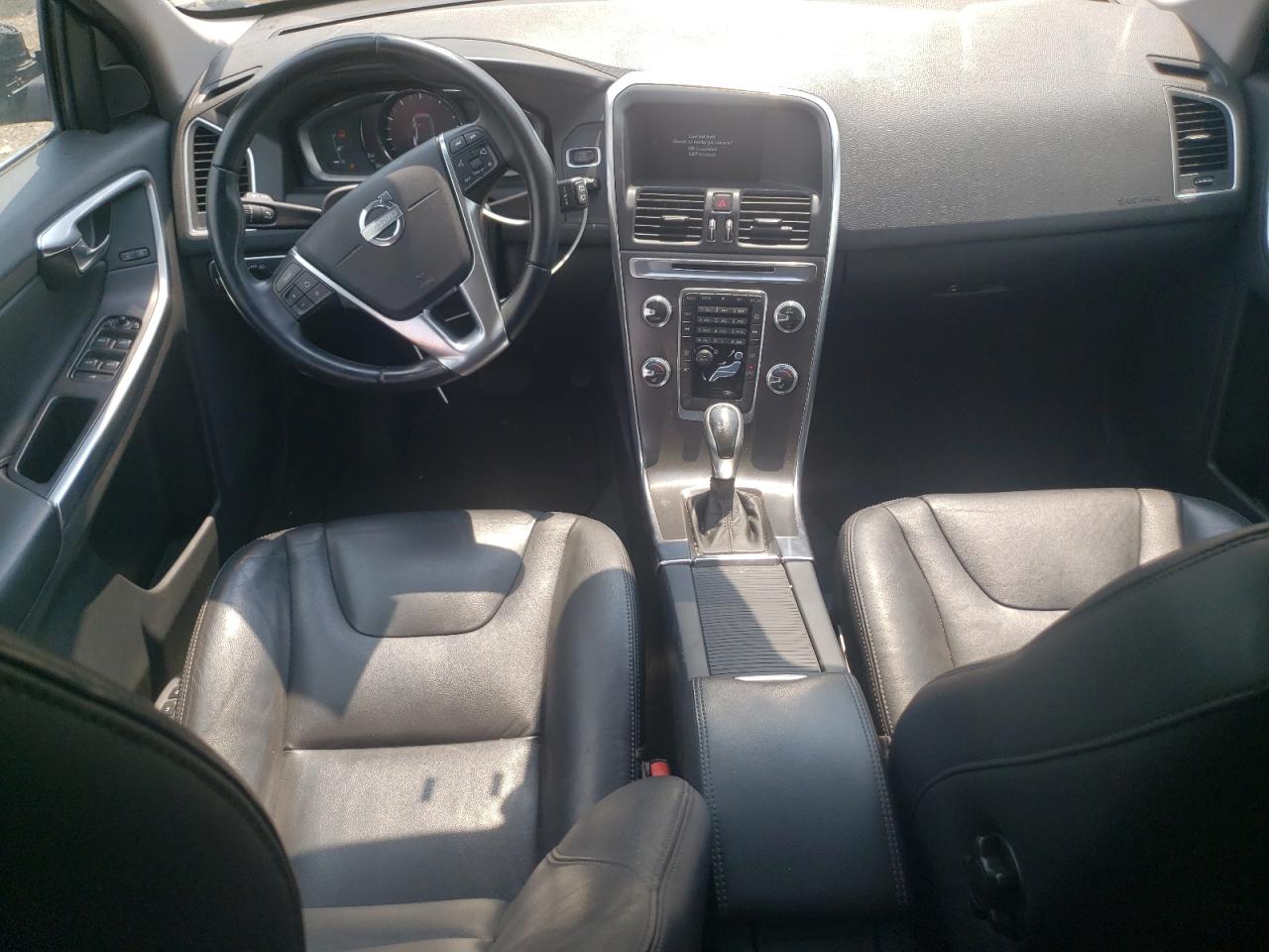 VOLVO XC60 T5 PREMIER