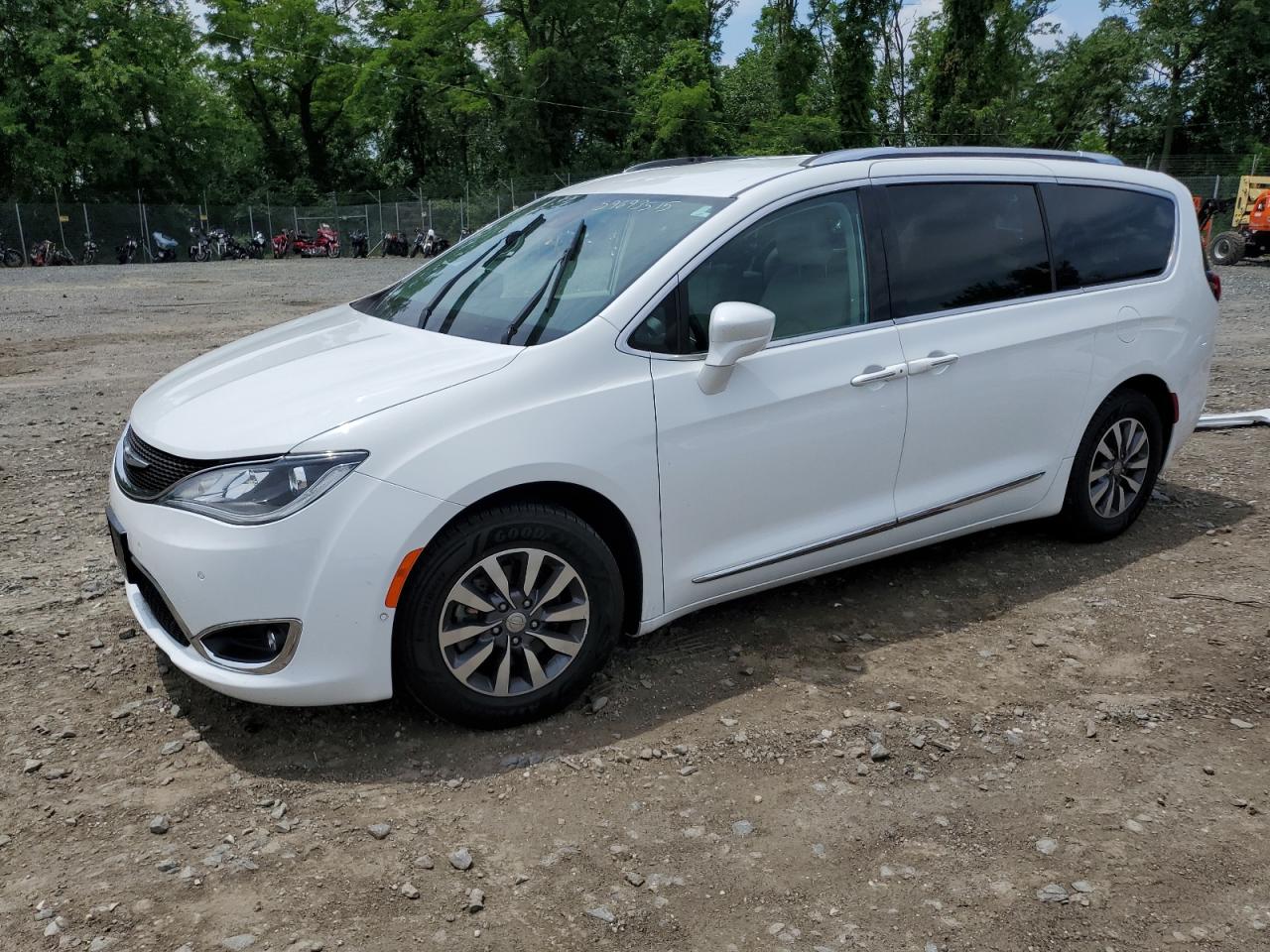 CHRYSLER PACIFICA TOURING L PLUS