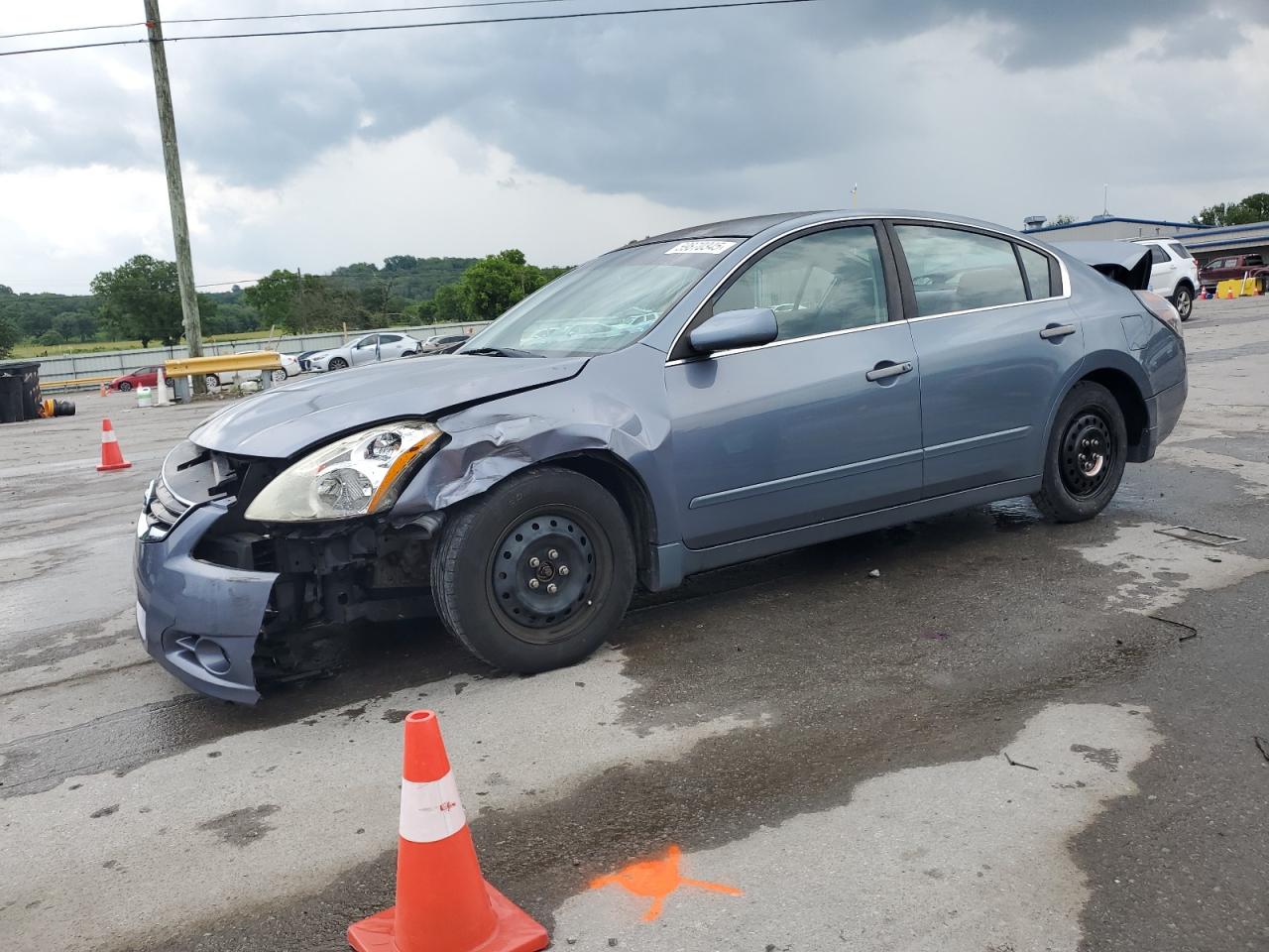 NISSAN ALTIMA BASE