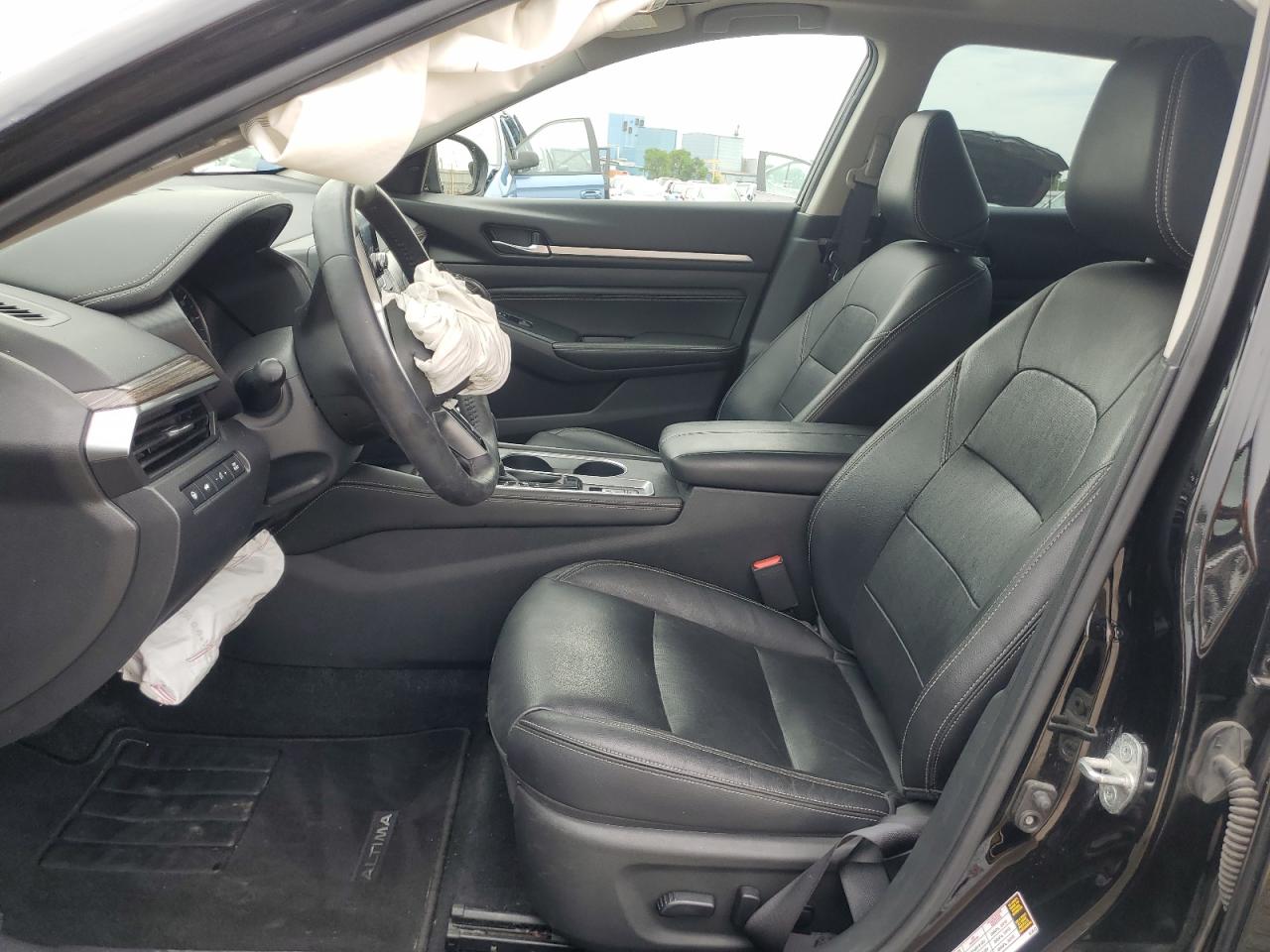 NISSAN ALTIMA PLATINUM