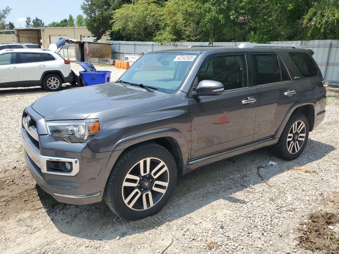 TOYOTA 4RUNNER SR5