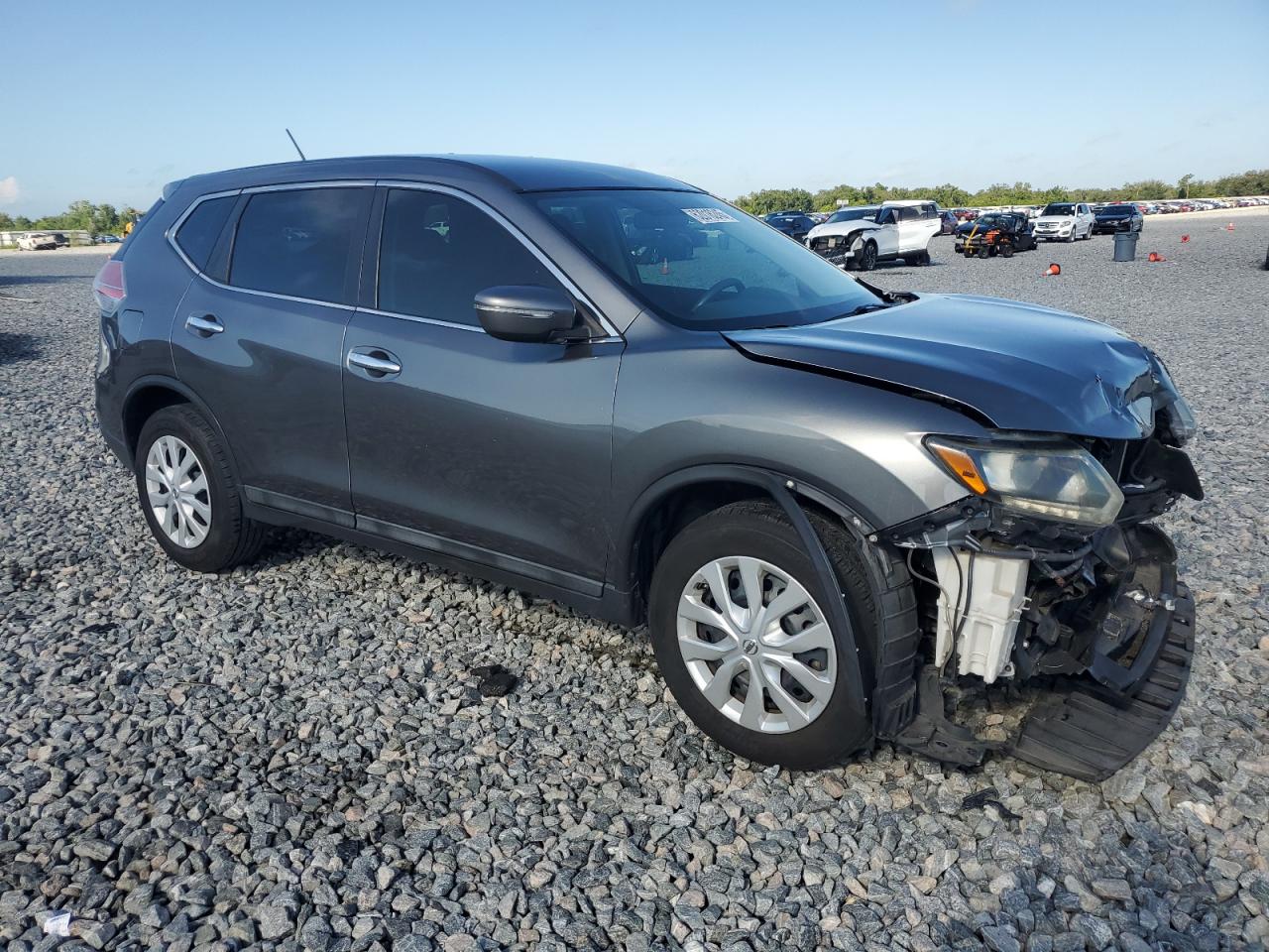 Nissan Rogue s 2015