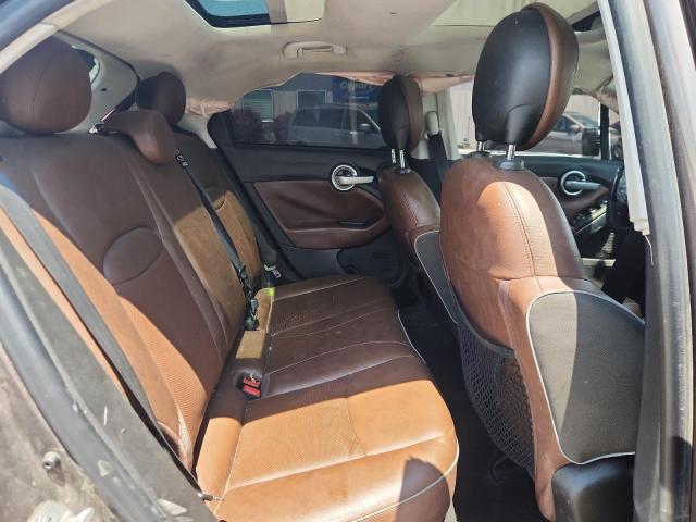 2016 FIAT 500X ZFBCFYET0GP331988