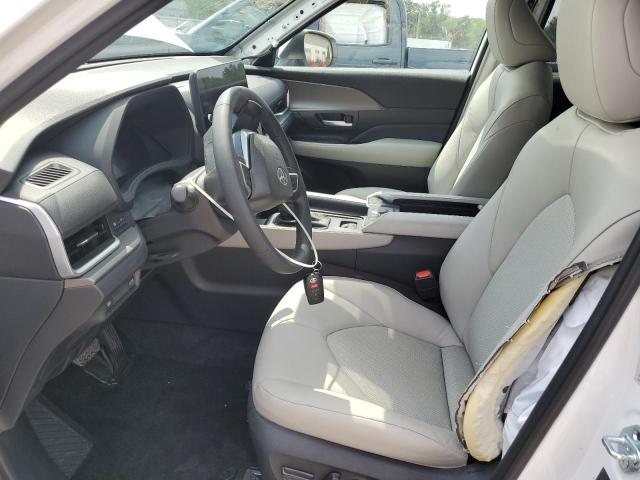 2024 TOYOTA GRAND HIGH 5TDACAB58RS007198