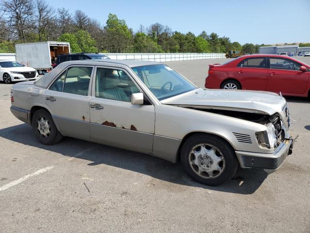 Vin: wdbeb31e6sc207326, lot: 59002705, mercedes-benz e-class 300d 19954