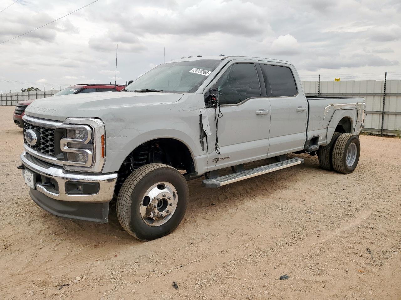 FORD F-350 SUPER DUTY