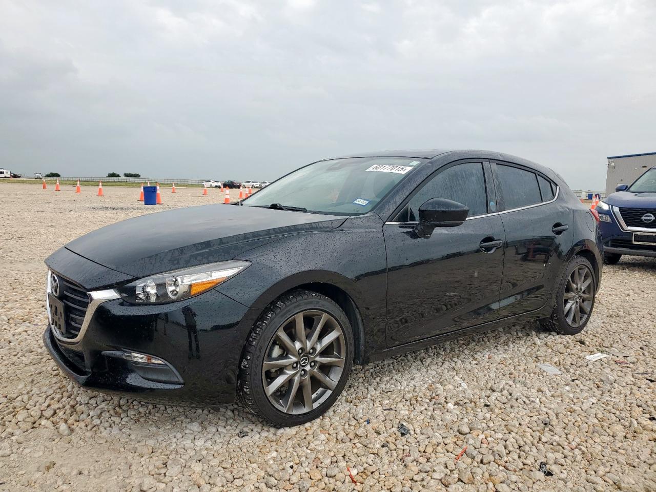 MAZDA 3 TOURING