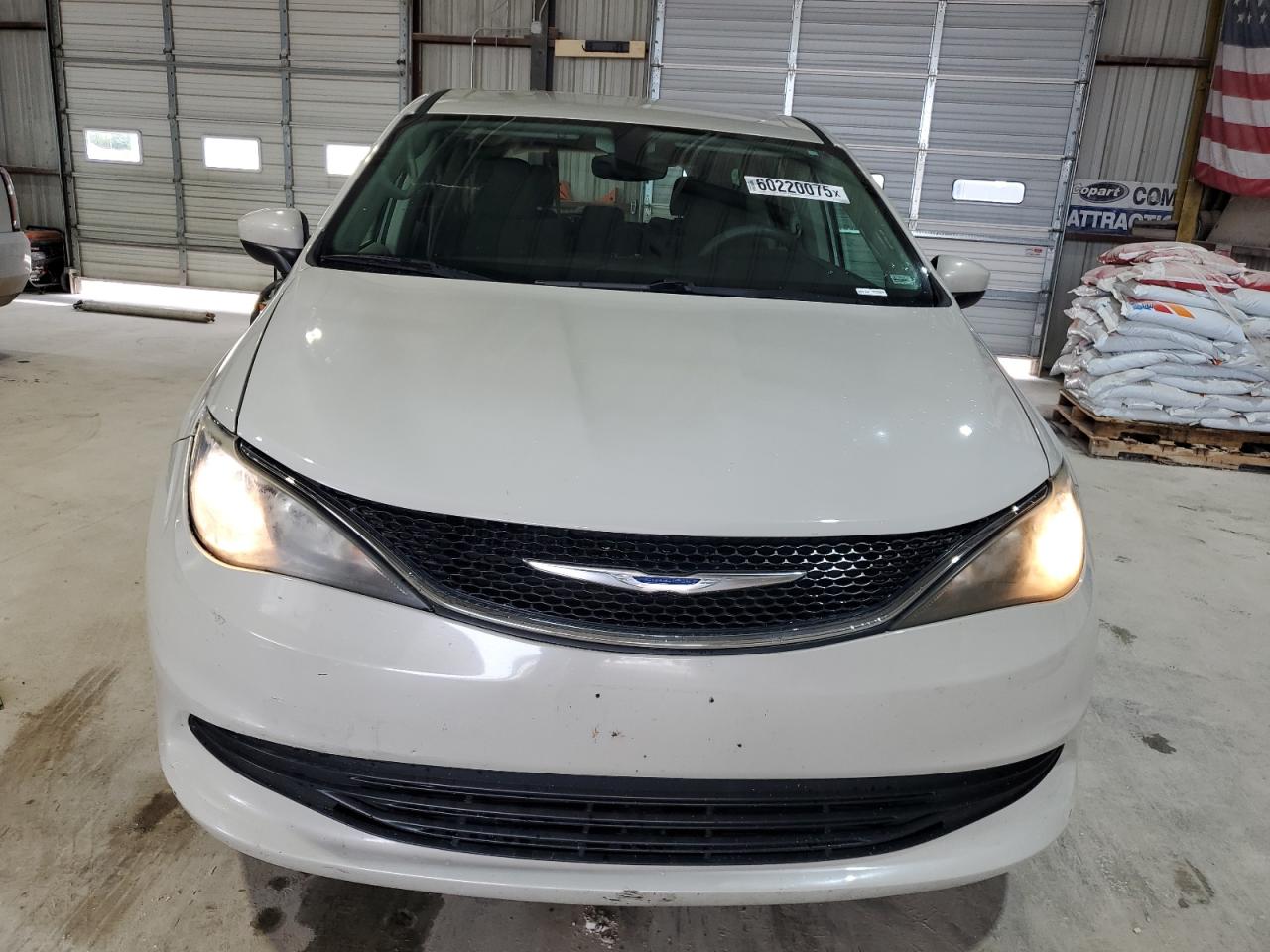 CHRYSLER PACIFICA TOURING