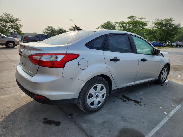 Vin: 1fahp3e29cl447641, lot: 60198745, ford focus s 20123