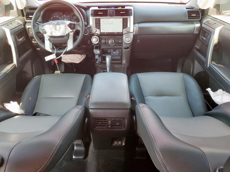 2022 TOYOTA 4RUNNER SR JTEFU5JR6N5256190