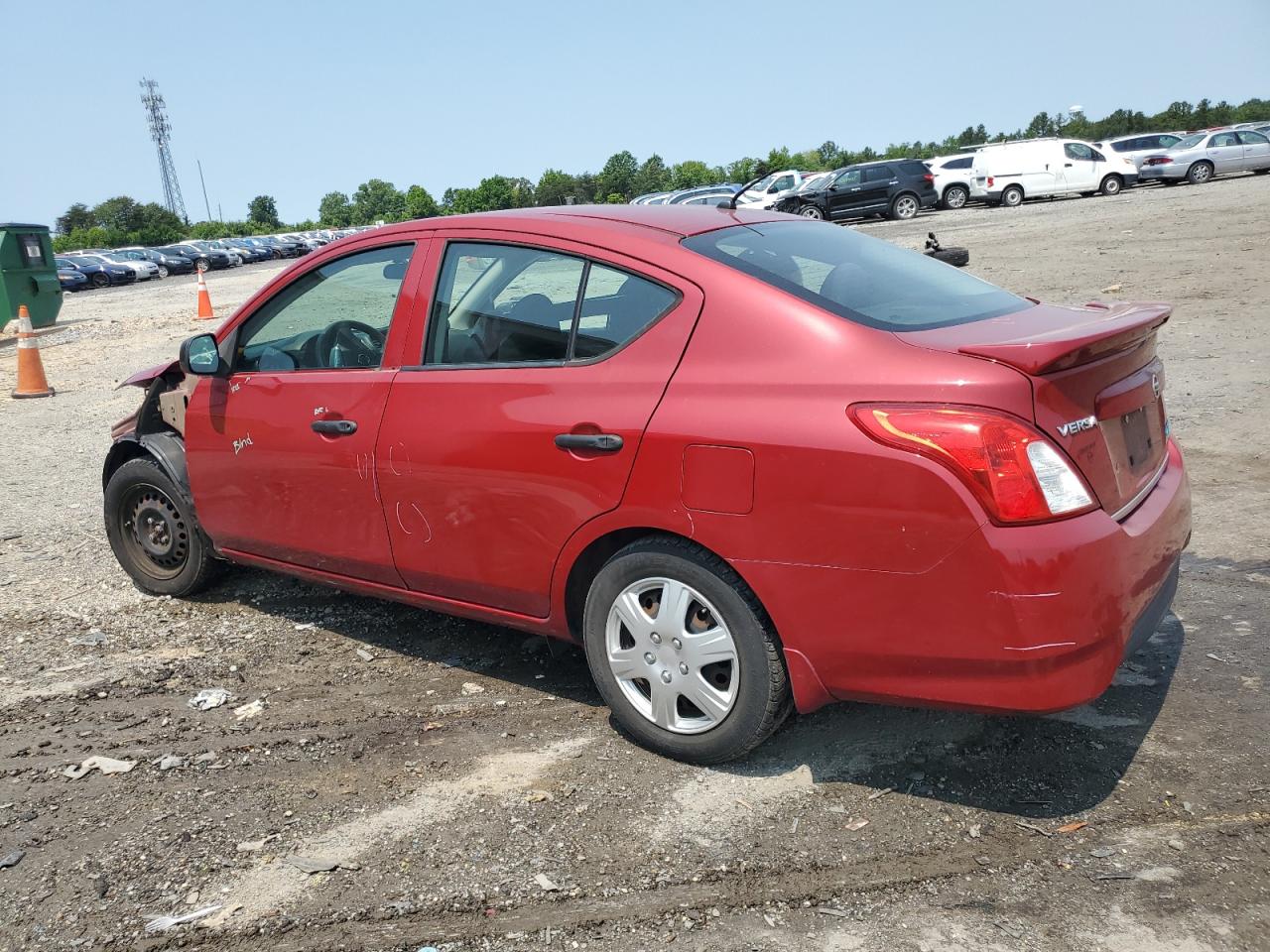 NISSAN VERSA S