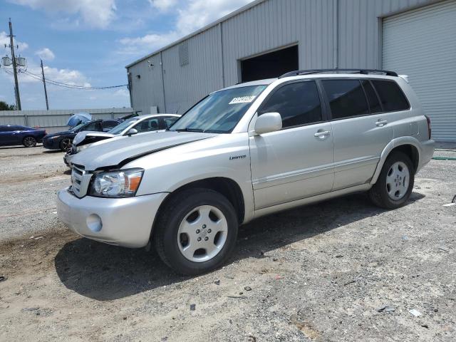 TOYOTA HIGHLANDER