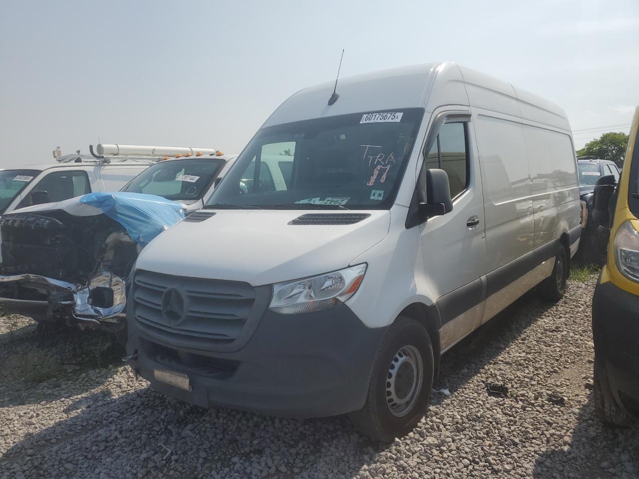 MERCEDES-BENZ SPRINTER 2500