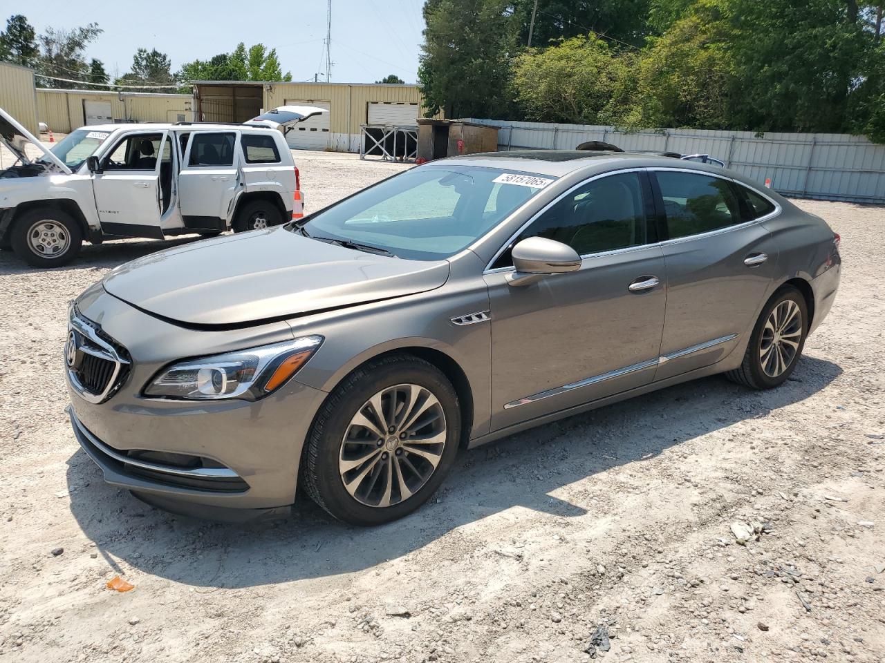 BUICK LACROSSE ESSENCE
