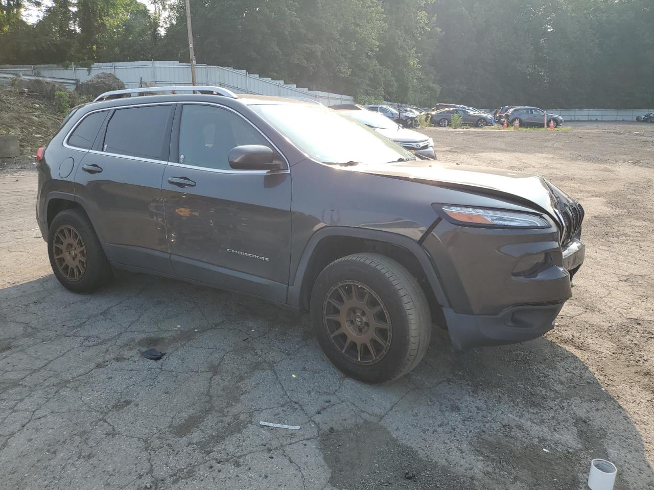Jeep Cherokee l 2016