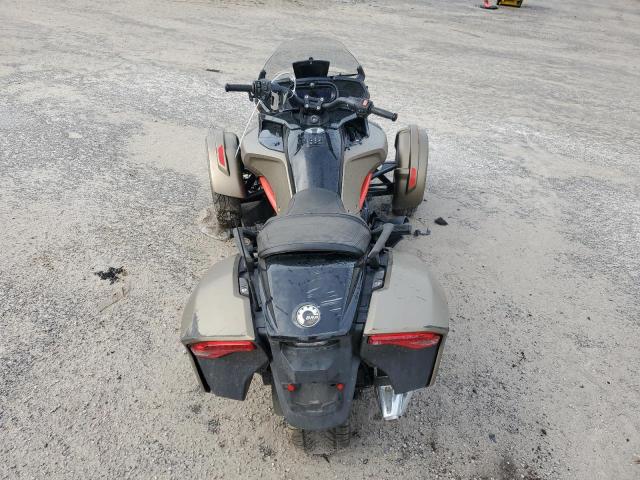 2021 CAN-AM SPYDER ROA 2BXREDD48MV000070