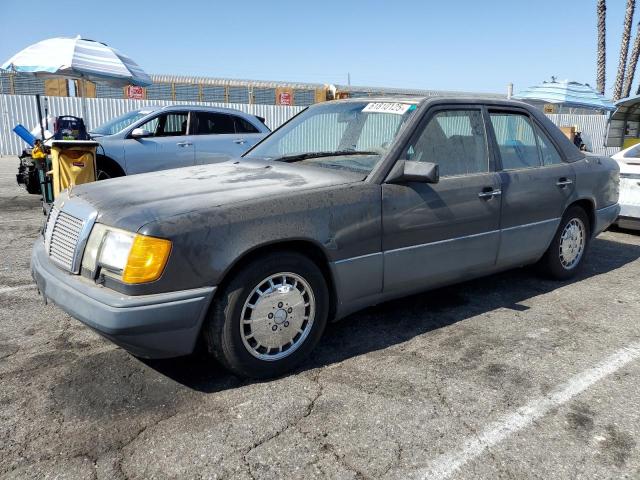 Vin: wdbea30d2nb596584, lot: 61810125, mercedes-benz 300-class e 1992 img_1