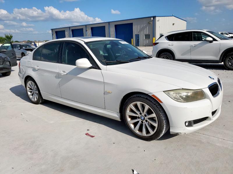 Vin: wbaph7g57bnn05943, lot: 61161015, bmw 3 series i 20114