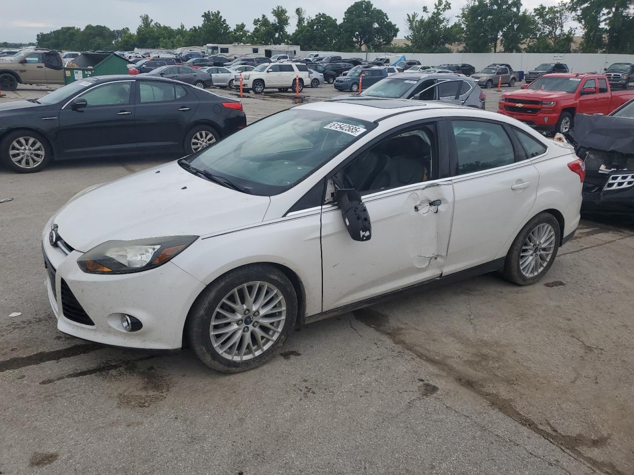 FORD FOCUS TITANIUM