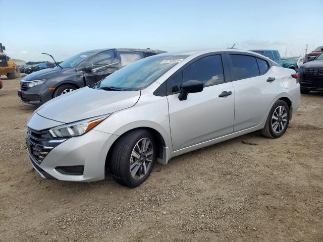 NISSAN VERSA S