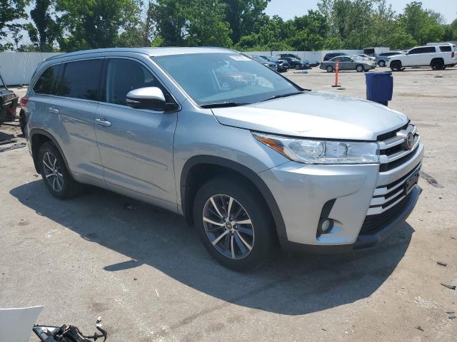 Vin: 5tdjzrfh9js814769, lot: 59805305, toyota highlander se 20184