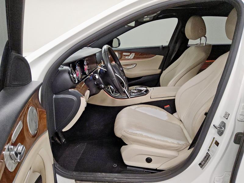 2017 MERCEDES-BENZ E 300 WDDZF4JB7HA048166