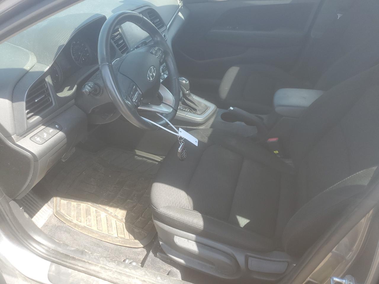 Hyundai Elantra se 2019