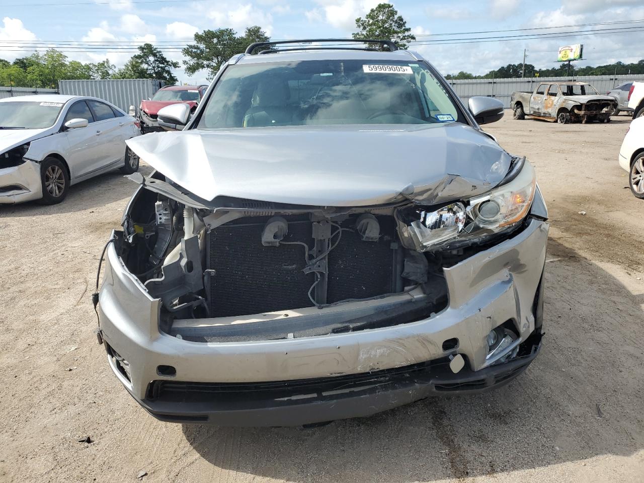 TOYOTA HIGHLANDER LIMITED