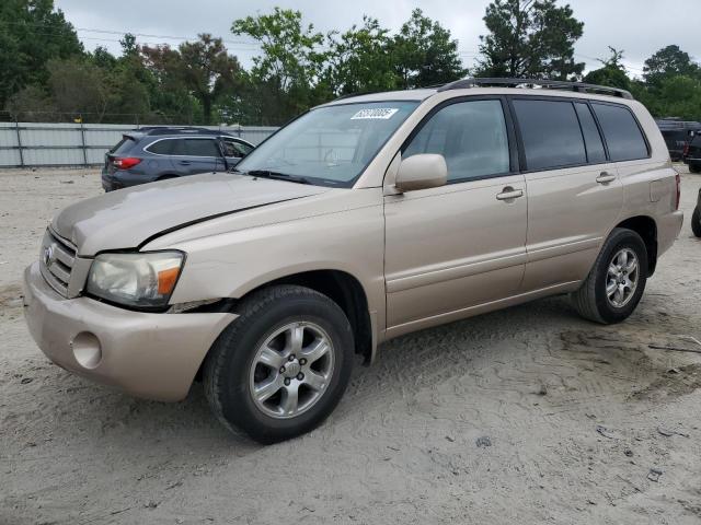 TOYOTA HIGHLANDER