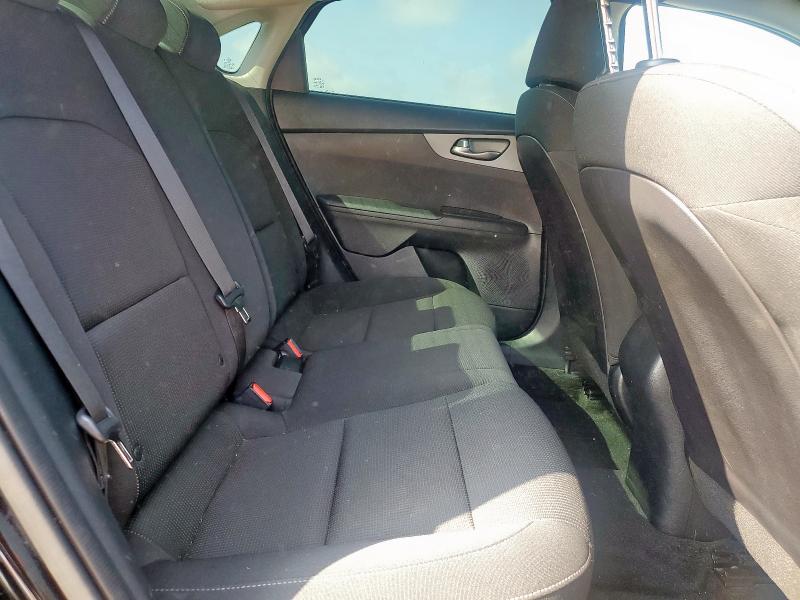 2021 KIA FORTE FE - 3KPF24AD2ME379559