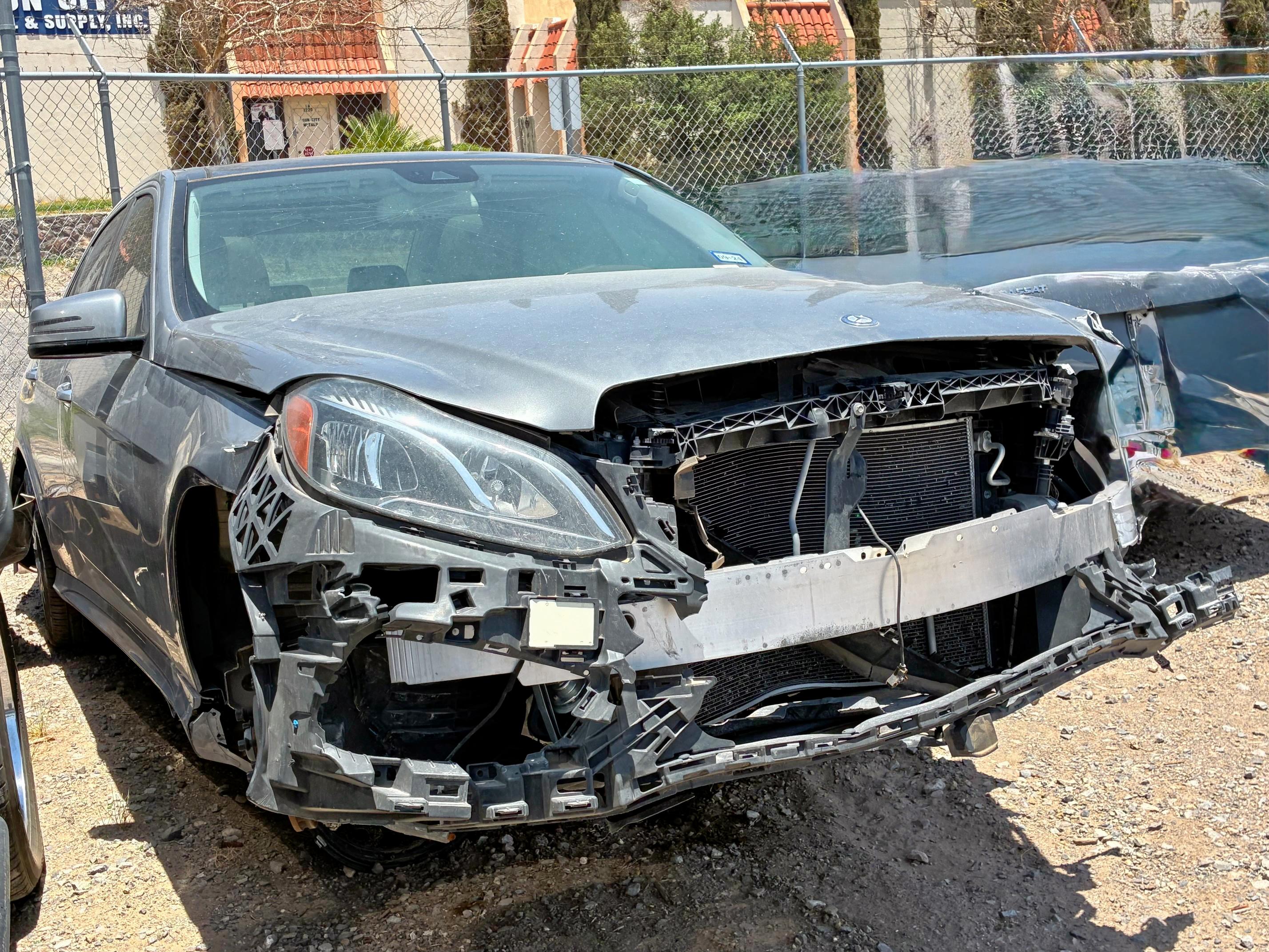 Vin: wddhf5kb8eb070196, lot: 62201995, mercedes-benz e-class 350 2014 img_1