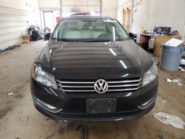 2015 VOLKSWAGEN PASSAT SE 1VWBS7A30FC002839