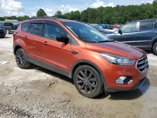 2019 FORD ESCAPE SE - 1FMCU0GD1KUB08743
