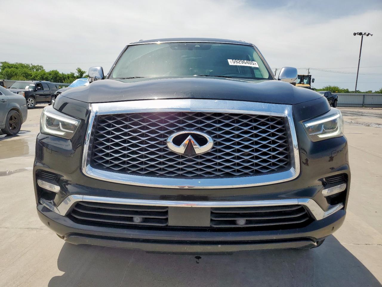 INFINITI QX80 BASE