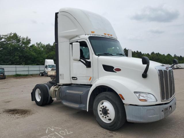 PETERBILT 579 2017 white tractor diesel 1XPBA48X7HD428522 photo #1