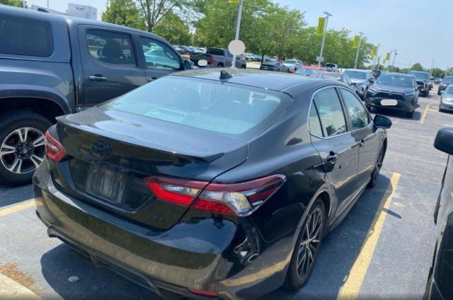 Vin: 4t1t11ak6nu646915, lot: 62615105, toyota camry se 20224