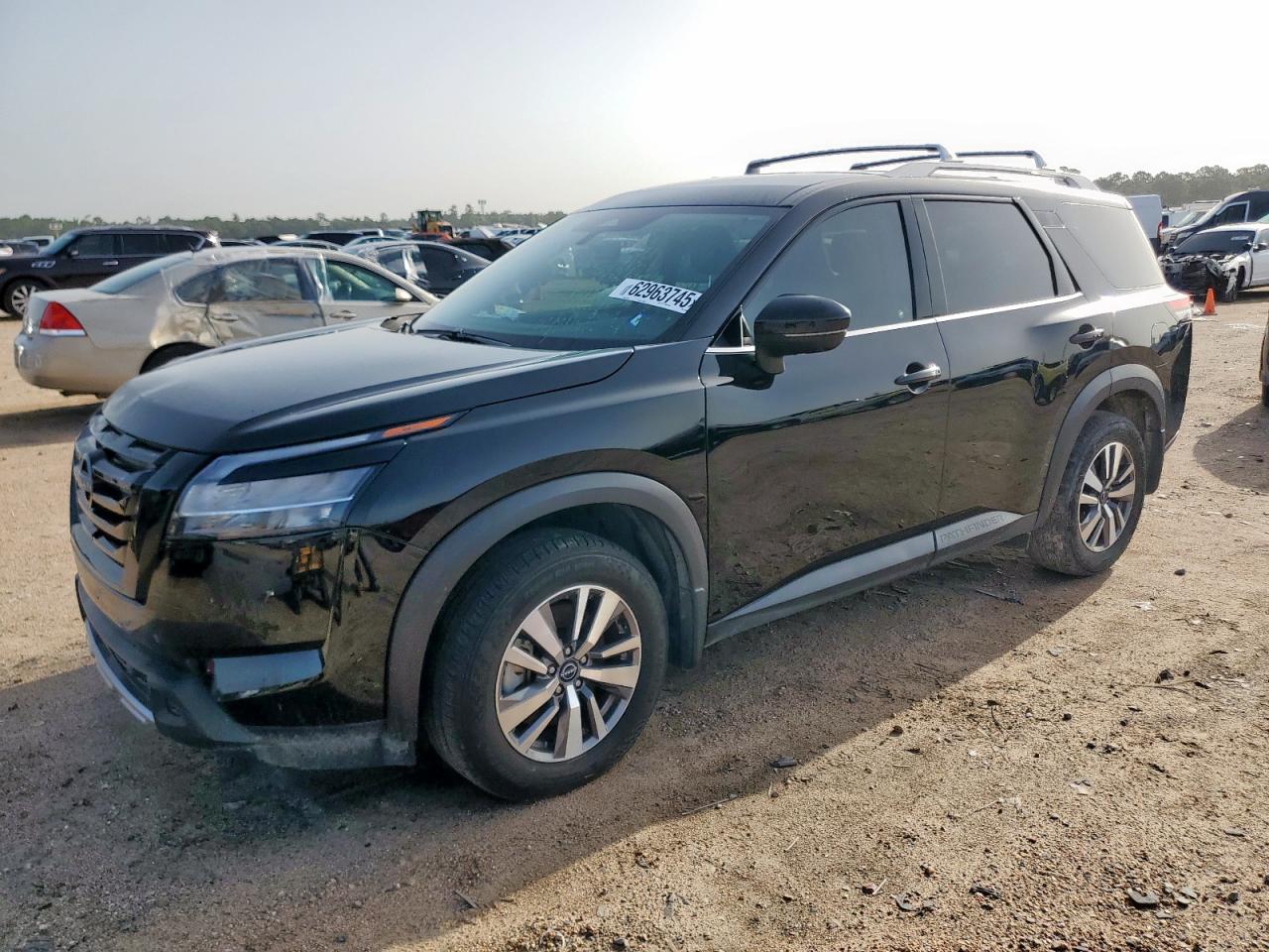 NISSAN PATHFINDER SL