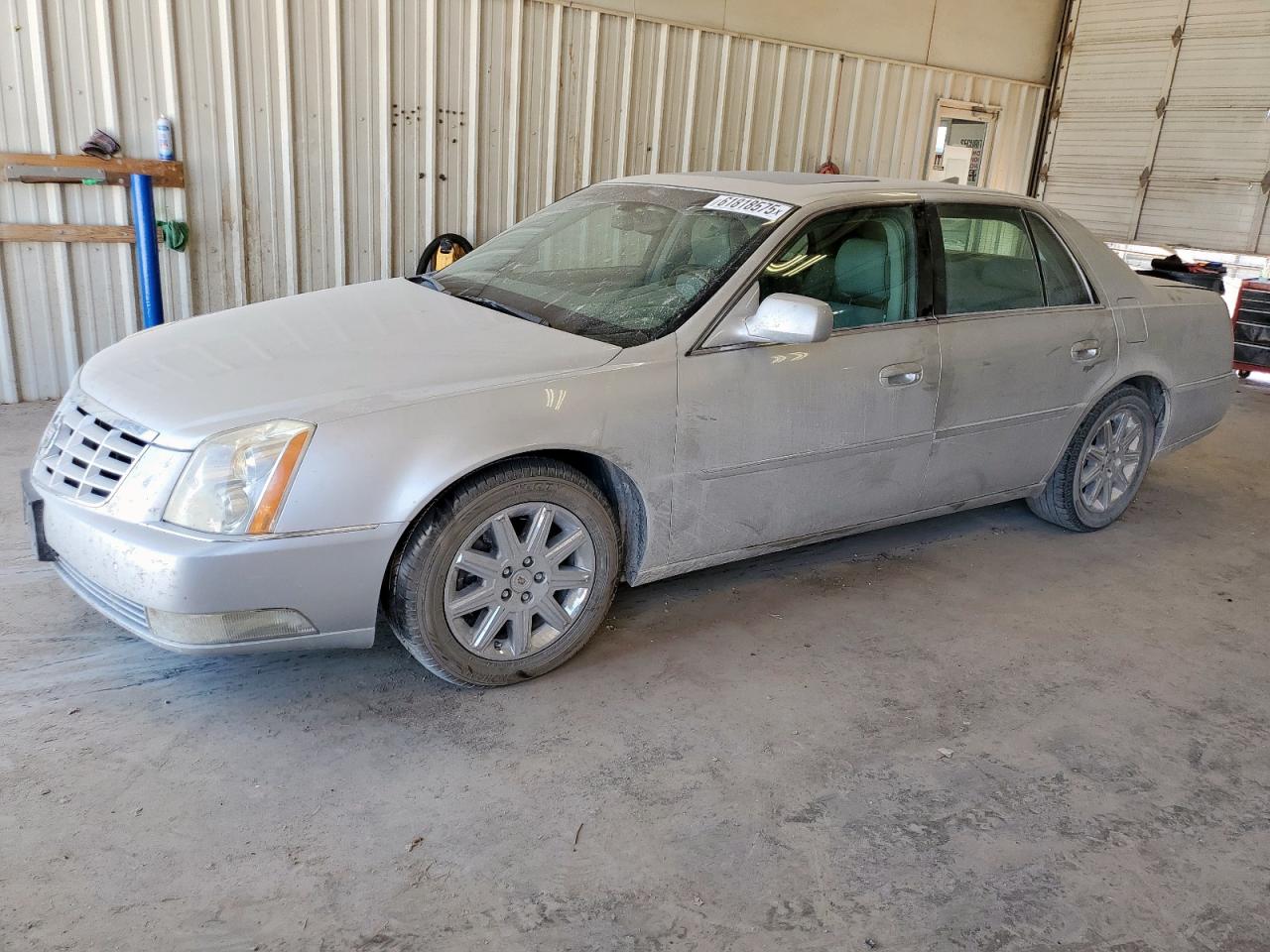 CADILLAC DTS PREMIUM COLLECTION