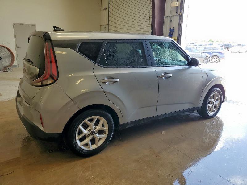 Vin: kndj23au4s7929717, lot: 61875385, kia soul lx 20253