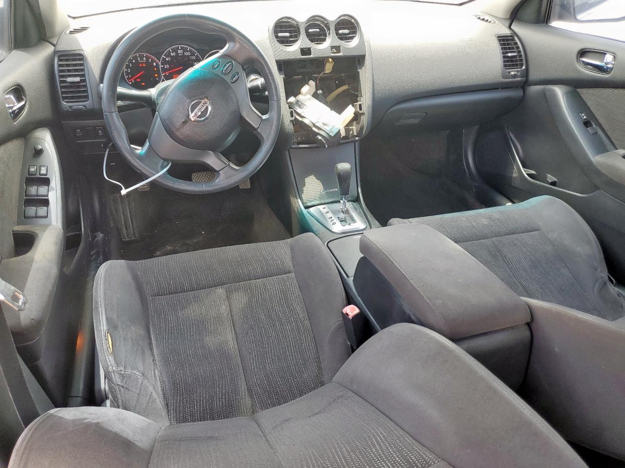 NISSAN ALTIMA BASE