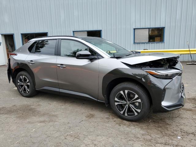 2025 TOYOTA BZ4X XLE JTMABACA8SA093095