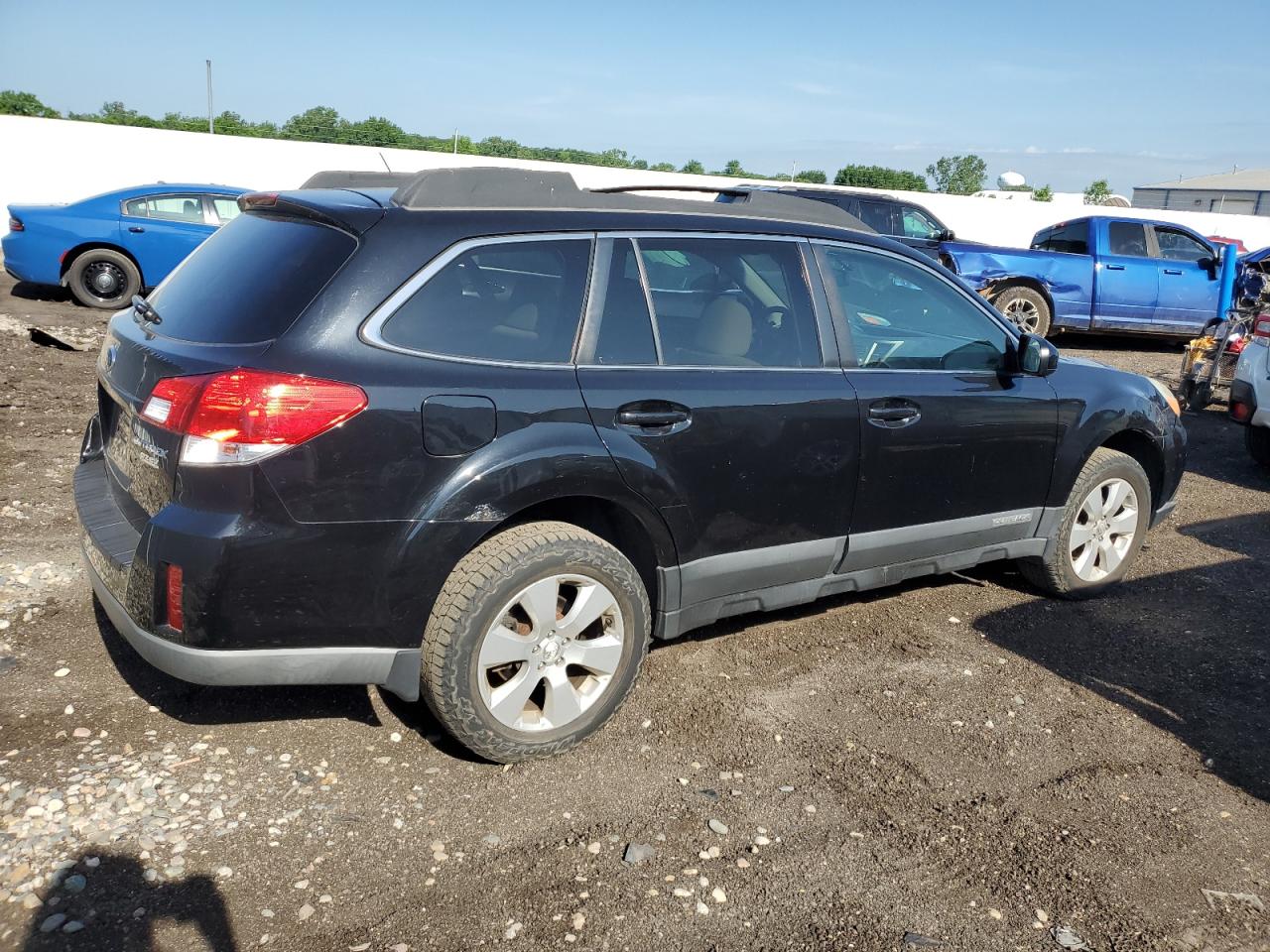 Lot #3182536866 2010 SUBARU OUTBACK 2.