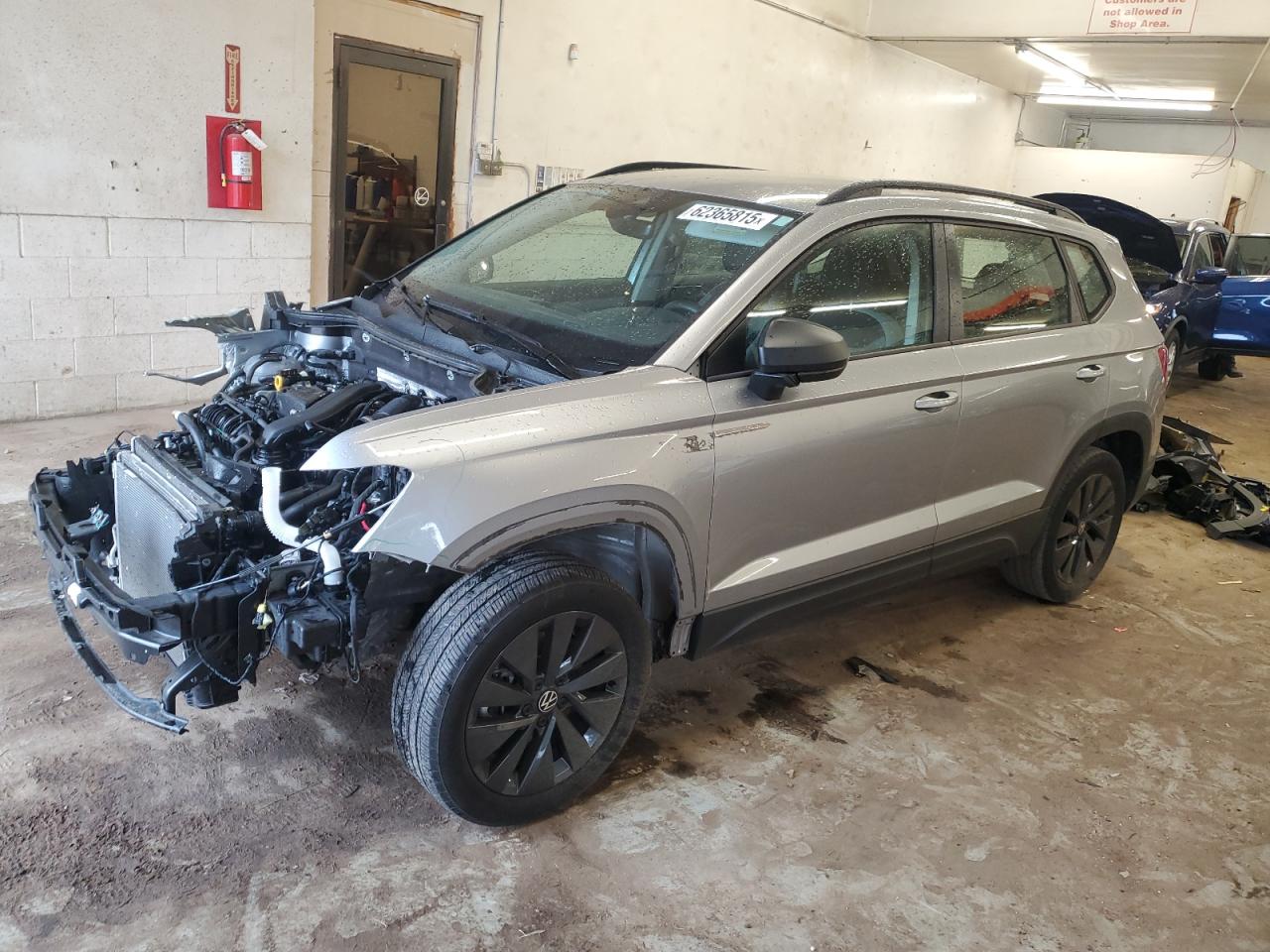 VOLKSWAGEN TAOS S