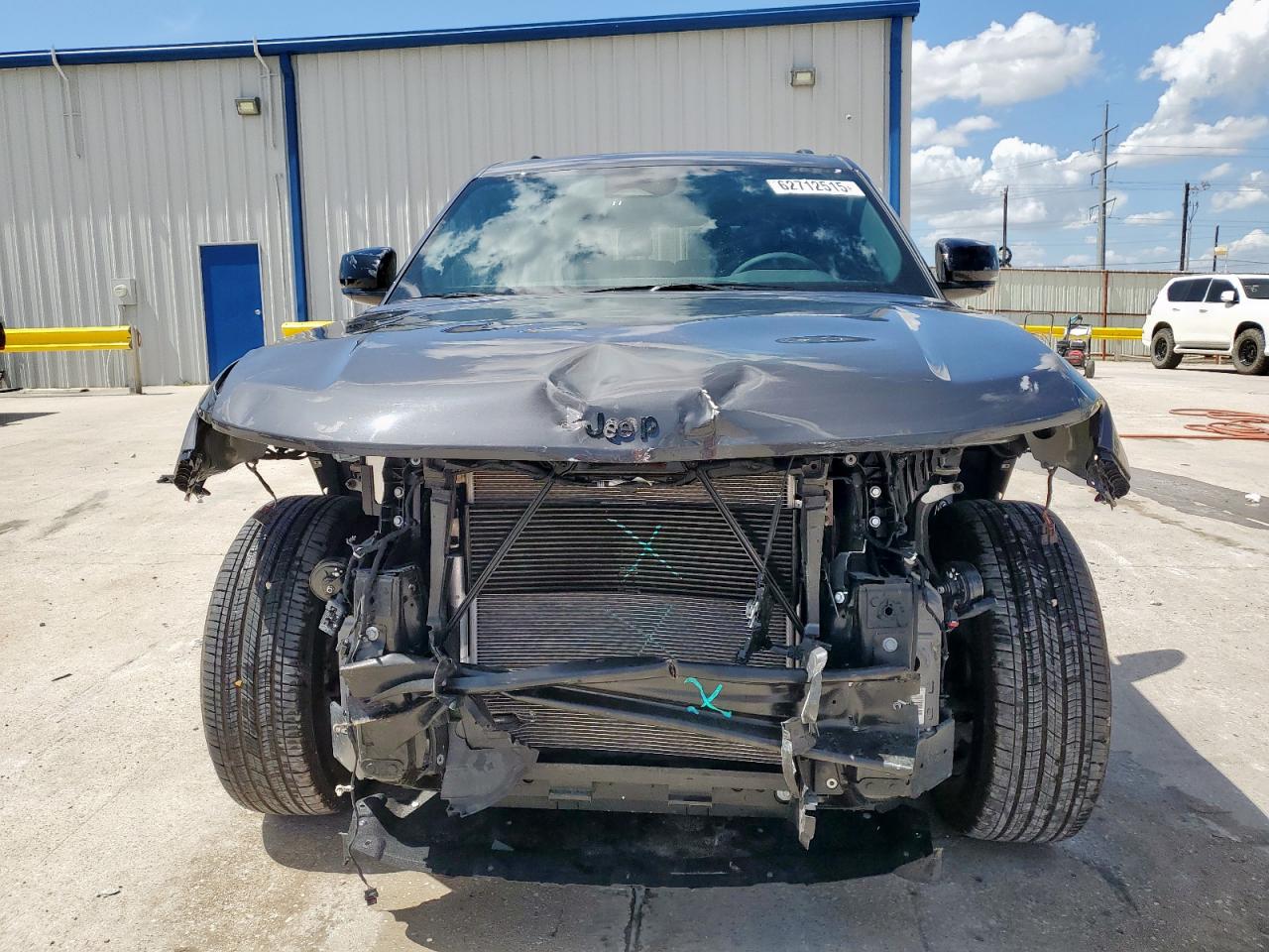 JEEP GRAND CHEROKEE L LAREDO