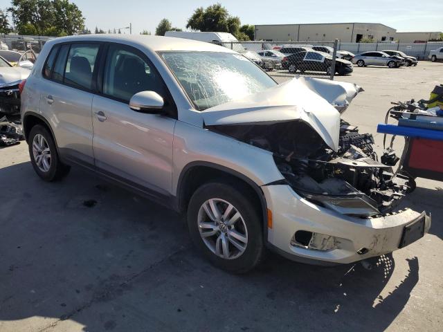 2013 VOLKSWAGEN TIGUAN S - WVGAV3AX4DW615586