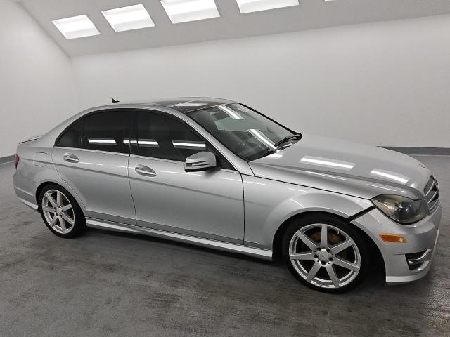 Vin: wddgf4hb4eg242305, lot: 61692835, mercedes-benz c-class 250 20144