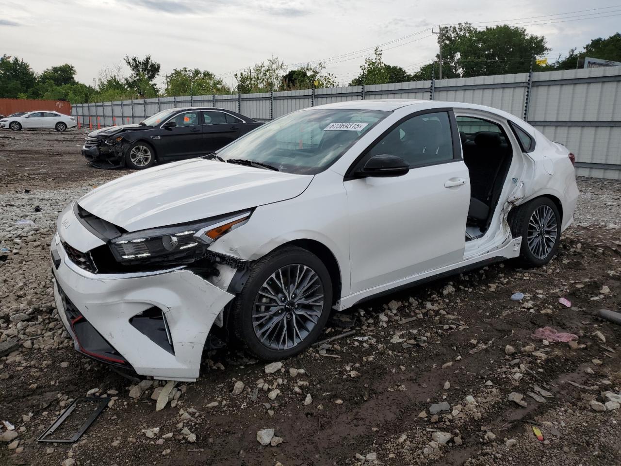 KIA FORTE GT LINE