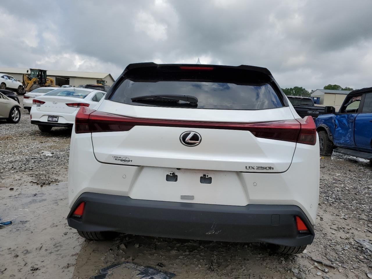 LEXUS UX 250H PREMIUM